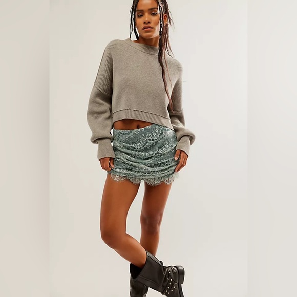 NWT Free People Zoey Lace Mini Skirt Iron Combo Size 6 - Picture 1 of 5
